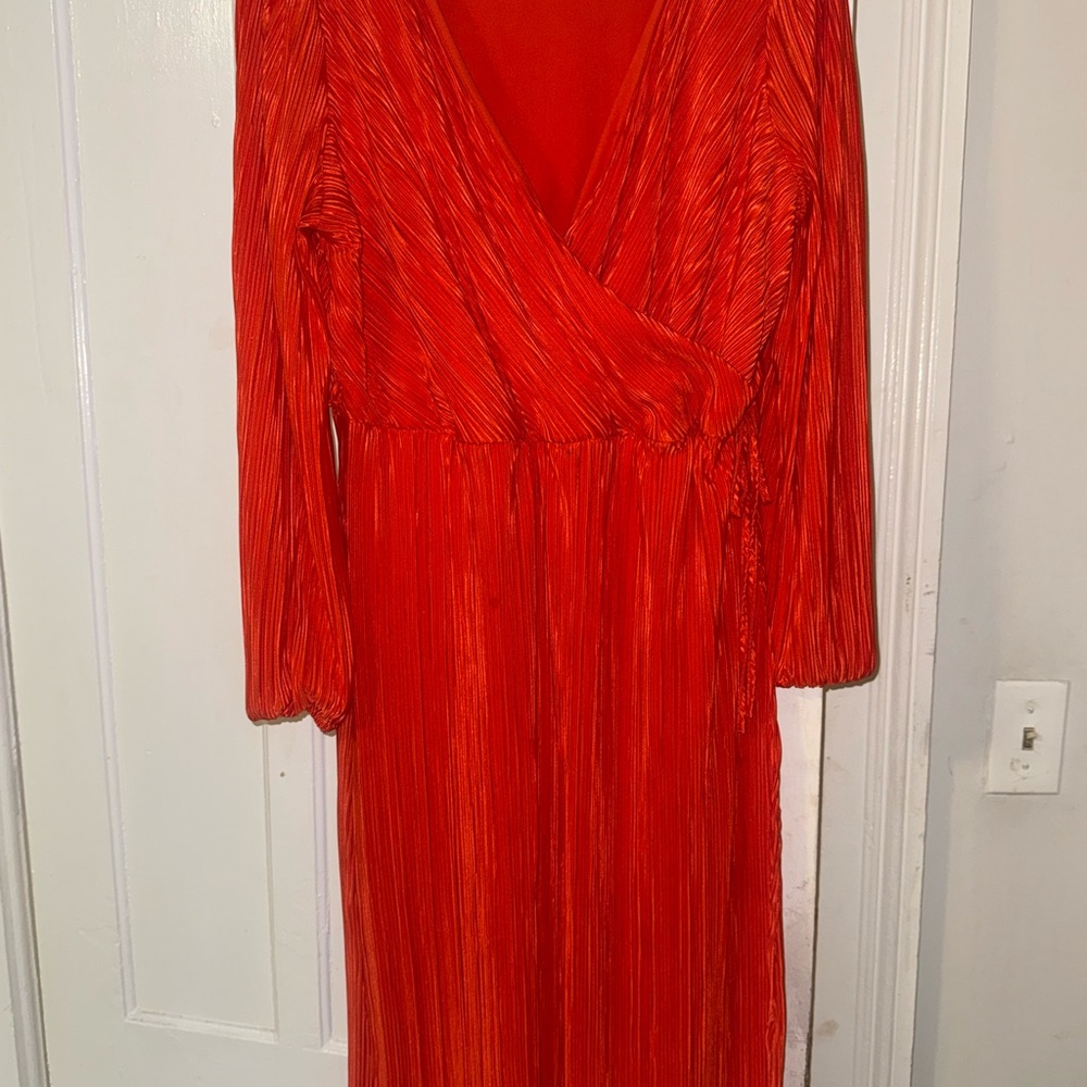 Elegant Red Pleated Wrap Dress